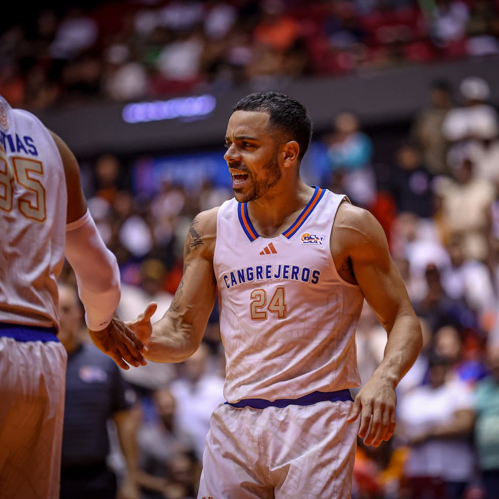 Ángel Rodríguez milita con los Cangrejeros de Santurce en el BSN.