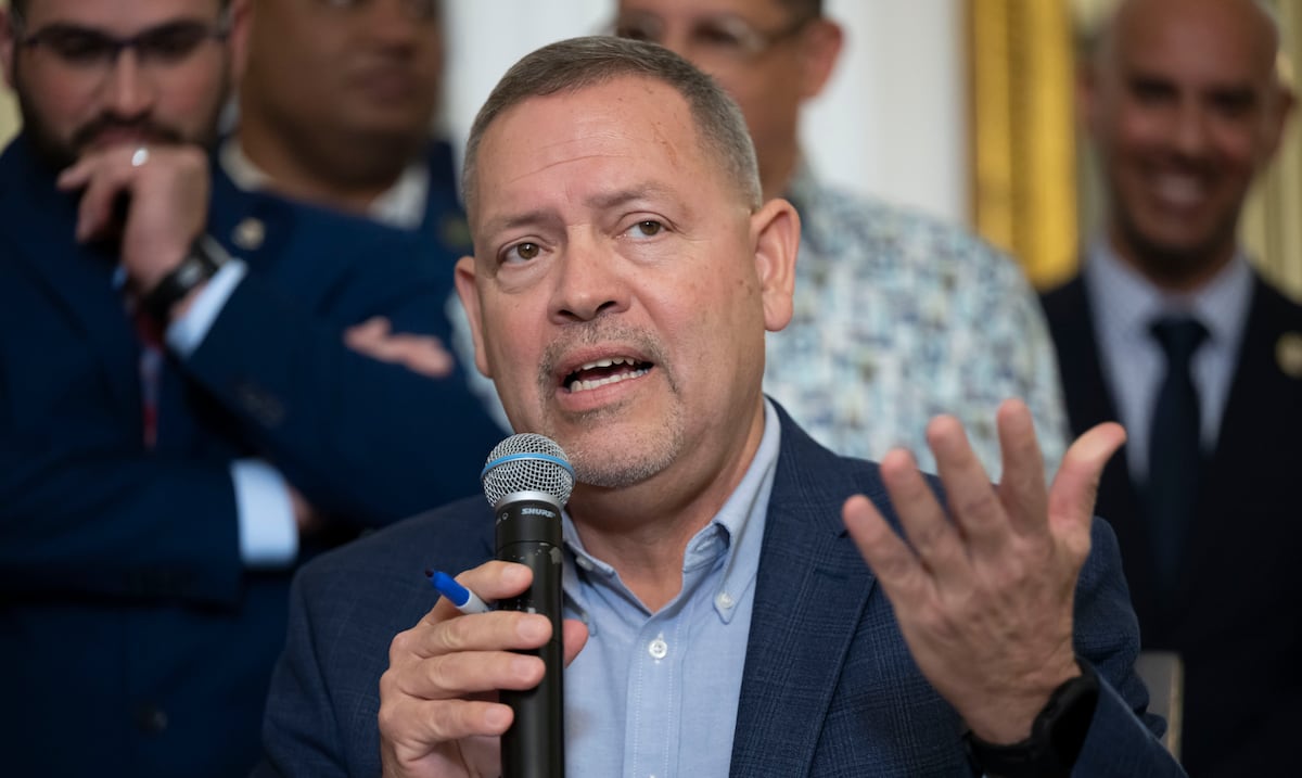 Alcaldes rechazan proyecto de amnistía de deudas del CRIM sin consulta previa