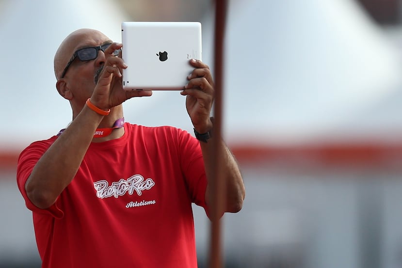 Luis Dieppa fue una figura clave en el desarrollo del atletismo puertorriqueño, tanto desde la Federación como en la formación de nuevas generaciones de atletas en la Universidad del Turabo.