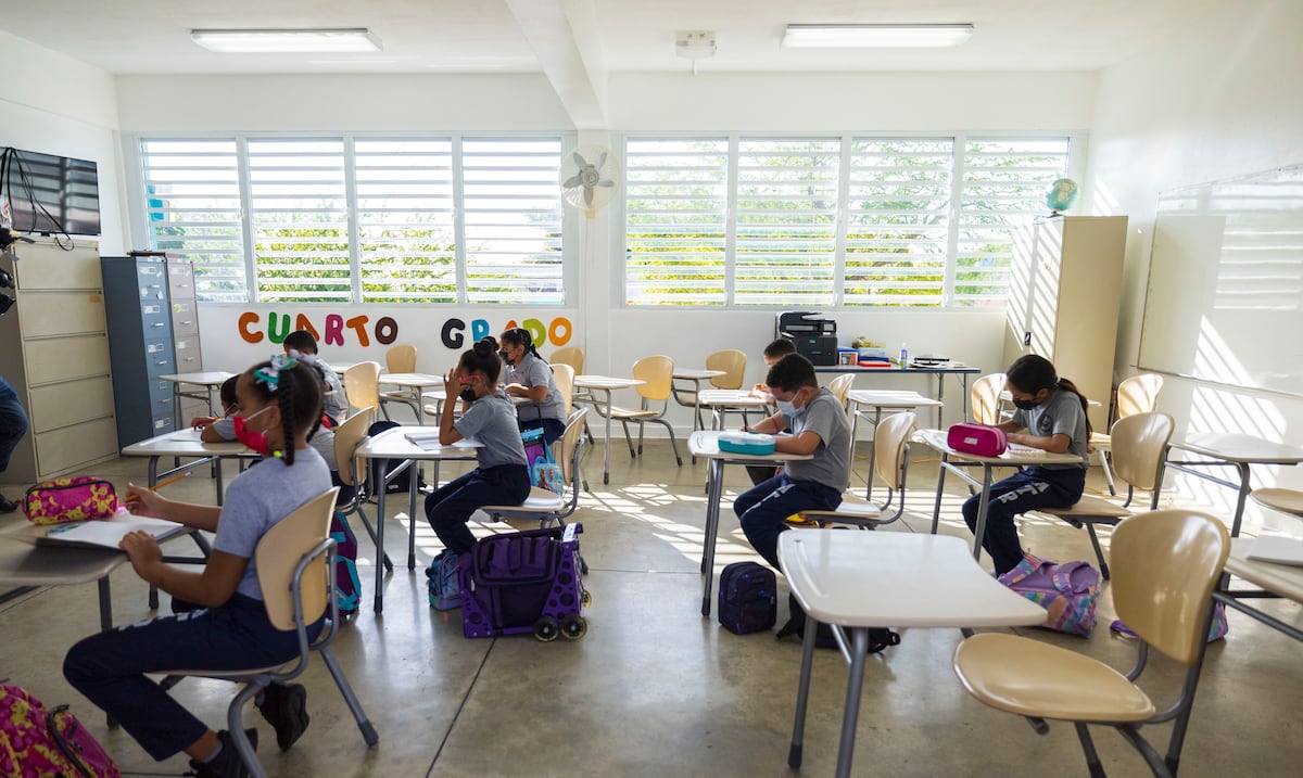 Estudiantes de escuelas públicas logran resultados históricos en pruebas Crece