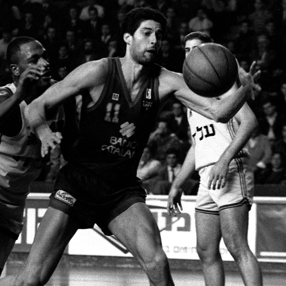 José 'Piculín' Ortiz played with FC Barcelona in 1991.