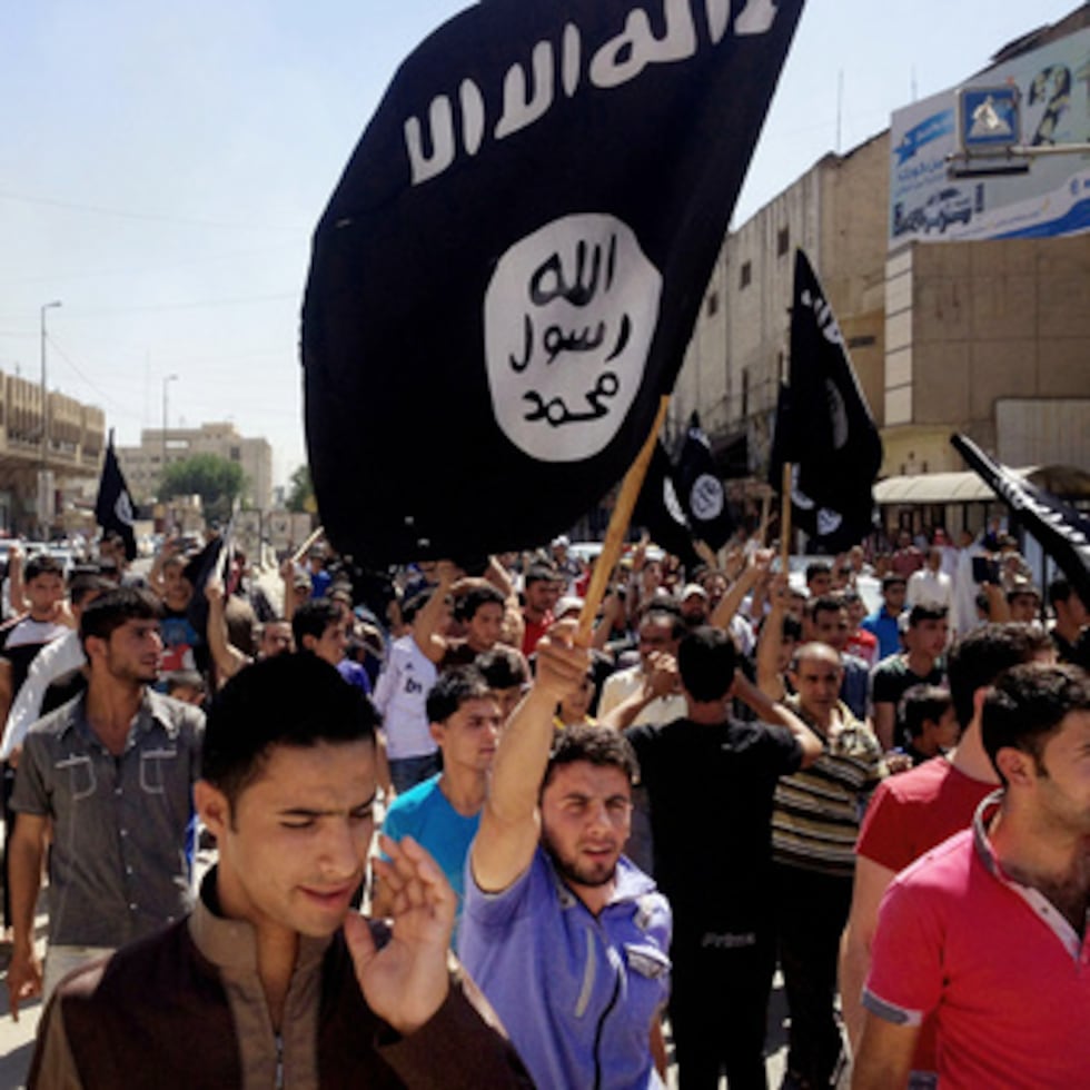 Una manifestación a favor del grupo extremista Estado Islámico en Mosul, Irak, el 16 de junio del 2014. (Foto AP)