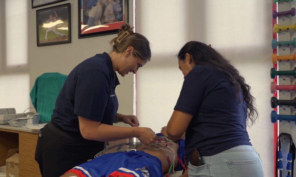 Carlos Beltrán Baseball Academy realiza primera clínica cardiovascular para atletas en Puerto Rico