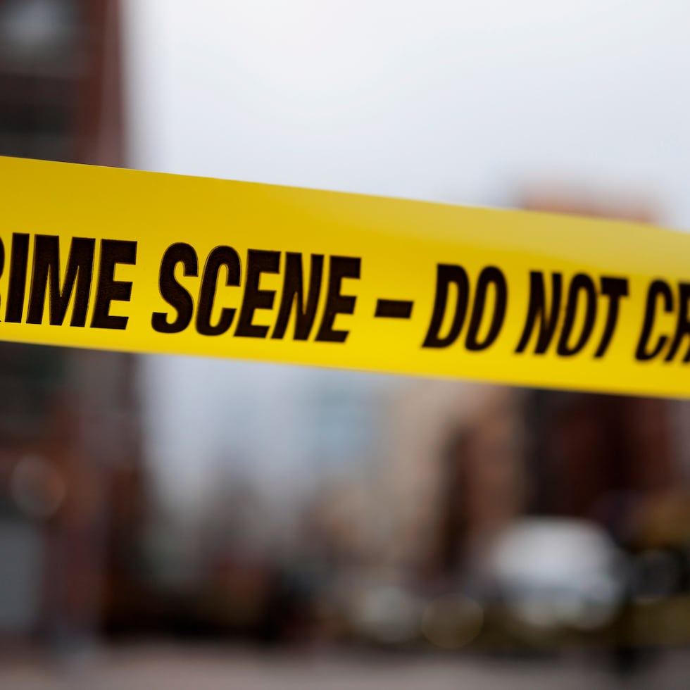 Las víctimas, que van de “juveniles a adultos”, fueron trasladadas a hospitales locales.