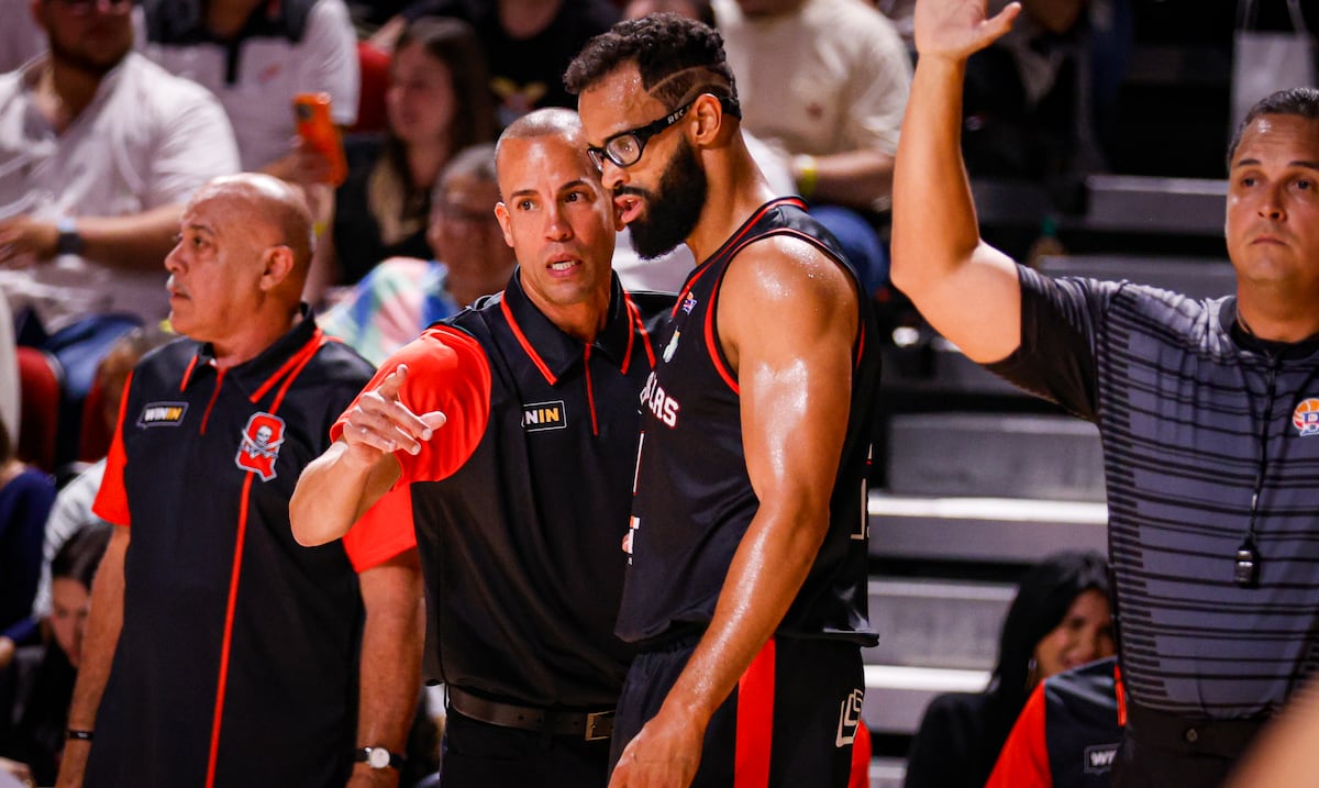 Gilberto Clavell regresa al BSN en el uniforme de los Criollos de Caguas