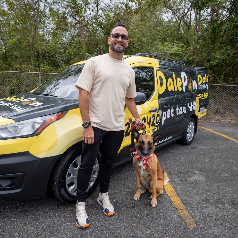 David Rivera Viruet, owner of Dale Pon Pet Taxi.
