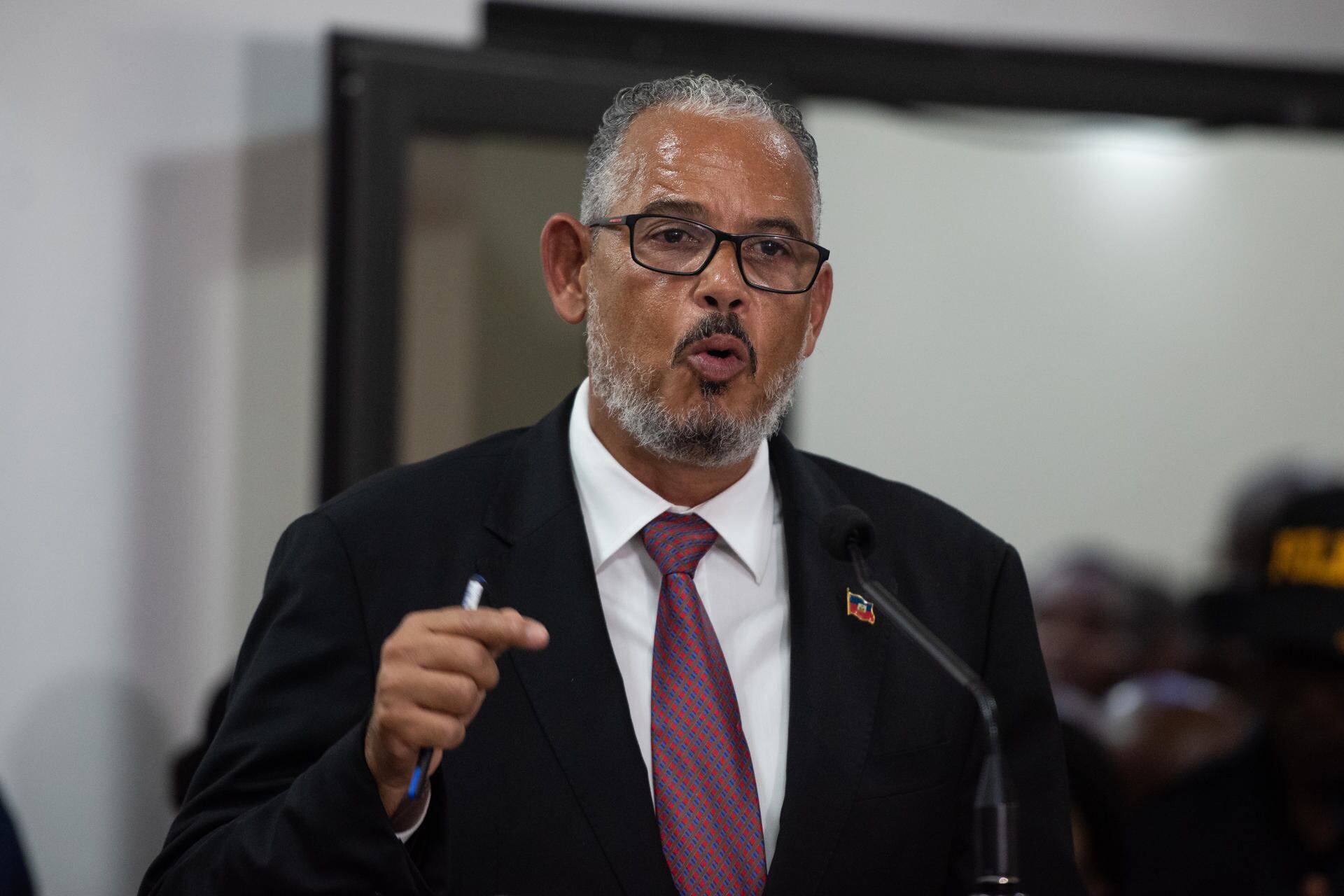 Imagen de la cobertura de: Primer ministro de Haití pide unidad y orden ante violencia y crisis