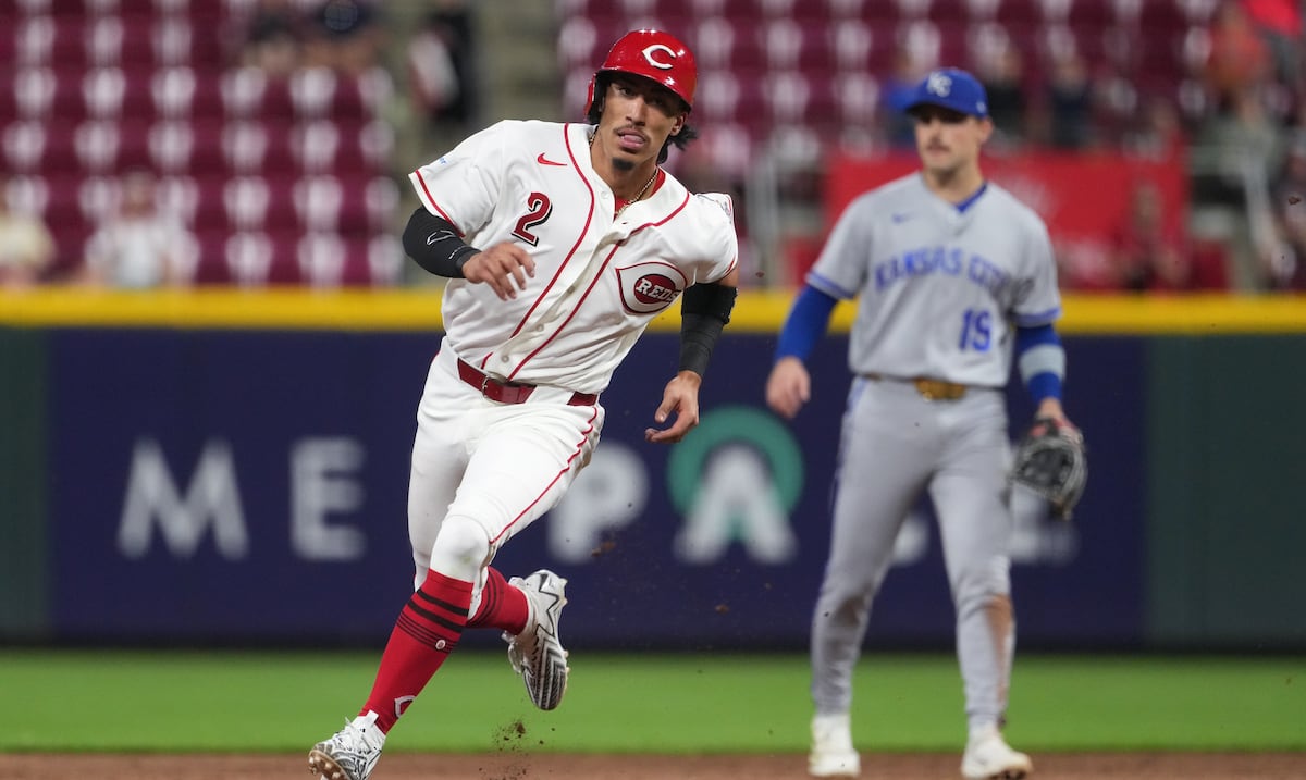 Edwin Arroyo se estrena en Grandes Ligas con su primer hit y su primera carrera anotada
