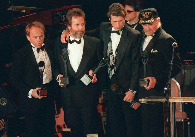 Los Beach Boys tocaron ayer un concierto al que asistió la gobernadora Mary Fallin. (Archivo AP)