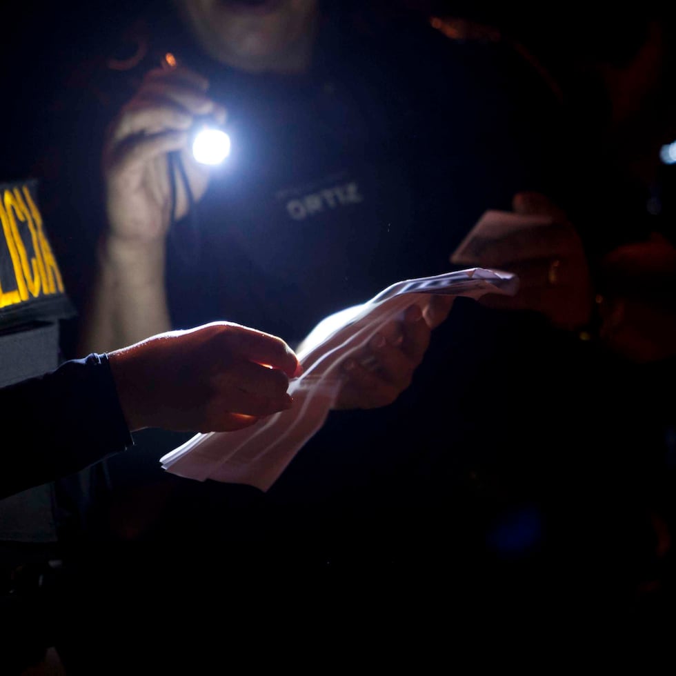 Armando A. Rodríguez Rodríguez, de 20 años de edad, fue impactado por el vehículo de un conductor, que no se detuvo, en el kilómetro 12.4 de la autopista PR-52.