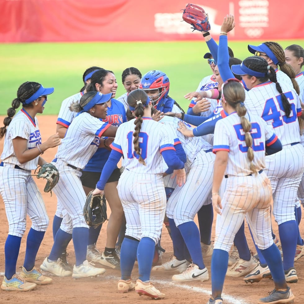 La Selección Nacional femenina de sóftbol de Puerto Rico durante su participación en Santo Domingo 2026.