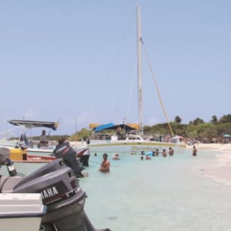 The man was transported to a hospital, where a doctor certified the absence of vital signs.