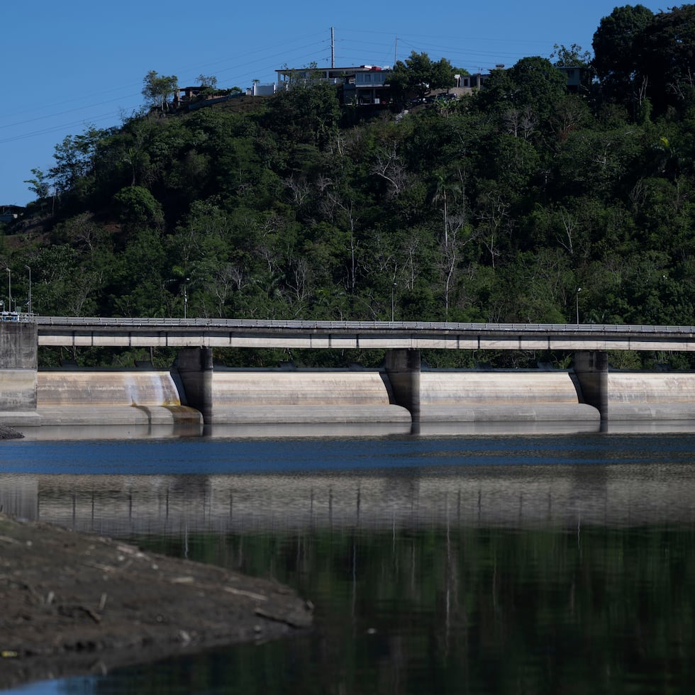 3 de septiembre de 2026. Toa Alta, PR. END/PR HOY. Recorrido por el área recreativa del embalse y represa La Plata, donde las reservas de agua alcanzaron el nivel de ajustes operativos durante el fin de semana. FOTO POR: Carlos Rivera Giusti/GFR Media
Embalse La Plata, Agua, Autoridad de Acueductos y Alcantarillados, AAA, Sequía