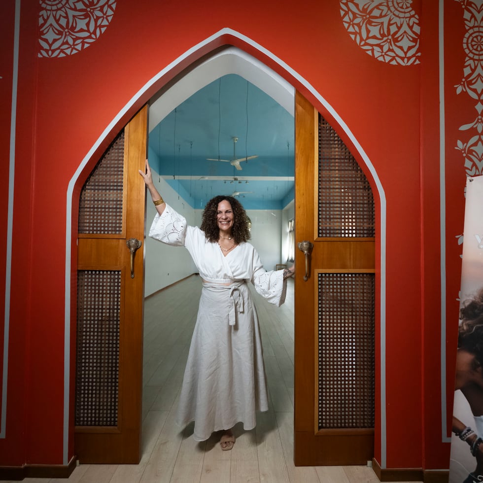 Lizelle Arzuaga, fundadora de Samadhi Yoga, centro de yoga en Santurce
