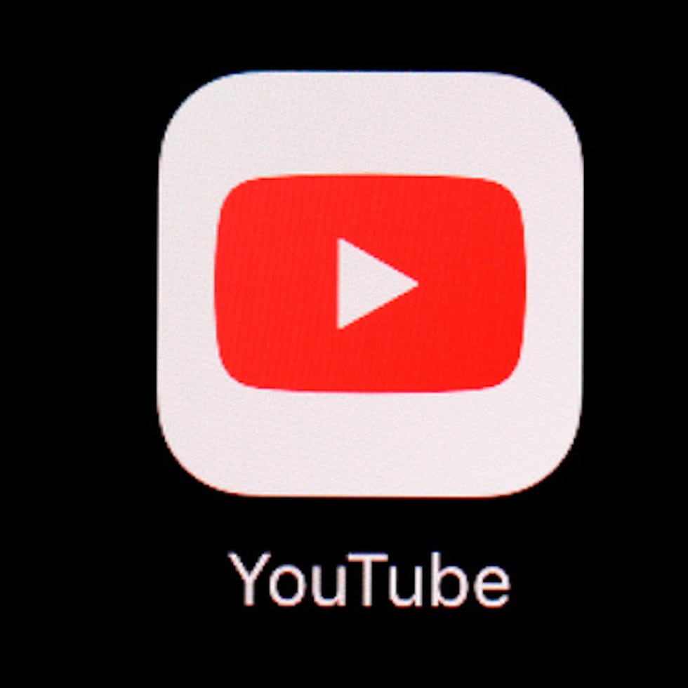 App de YouTube en dispositivo móvil.