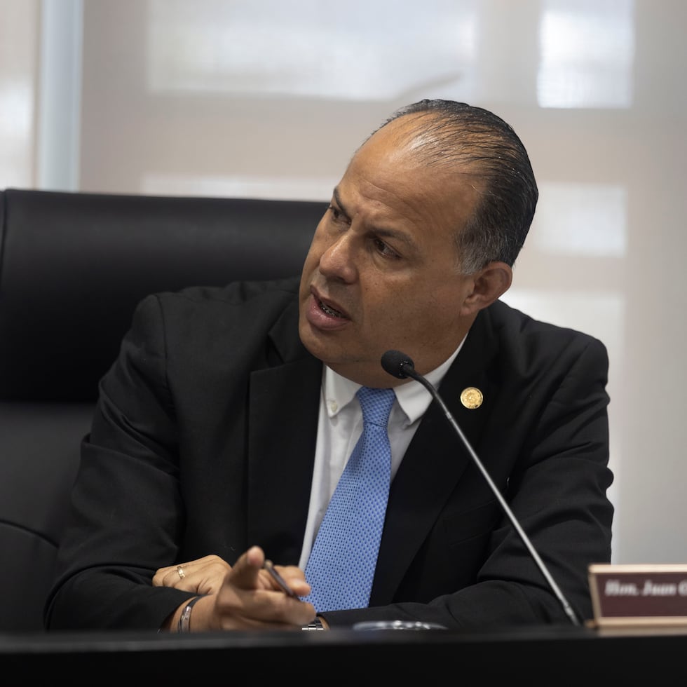 La controversia con el senador Juan Oscar Morales surgió luego que la gobernadora Jenniffer González vetara una medida de su autoría que eliminaba las escoltas a exgobernadores.