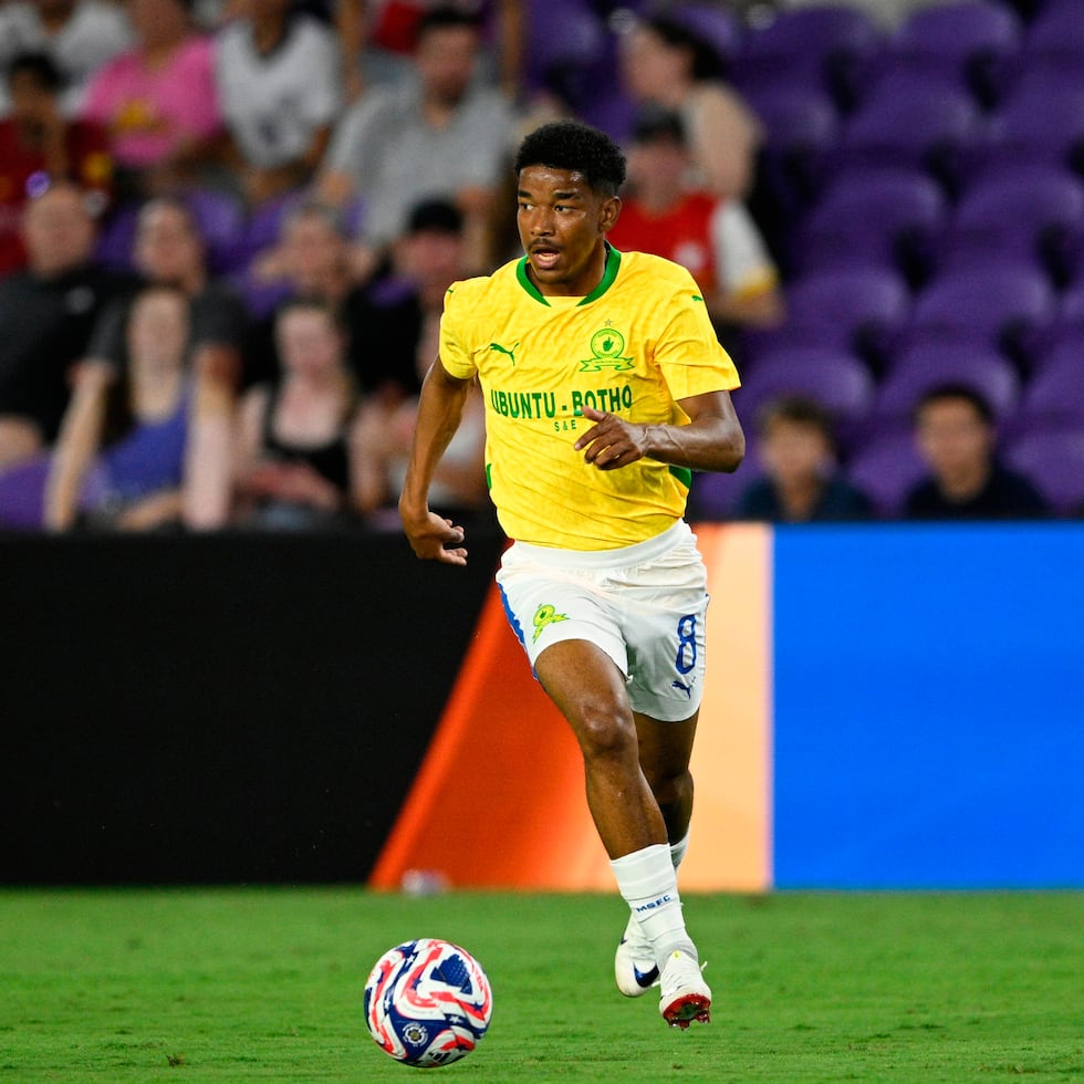 Jayden Adams estuvo activo en el pasado Mundial de Fútbol con Sudáfrica.