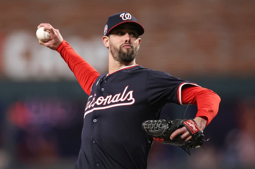 El lanzador boricua Jorge López irá a su tercera agencia libre corrida.