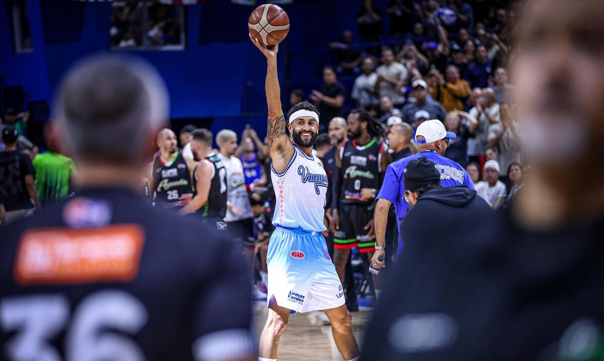 Javier Mojica persigue otra hazaña: los 7,000 puntos en el BSN