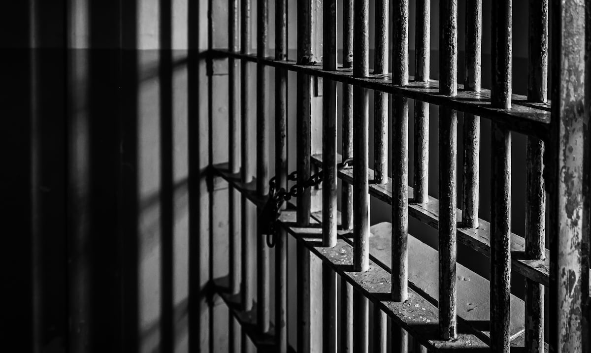 Hallan causa para arresto contra hombre de Salinas por agresión sexual a menor de 12 años