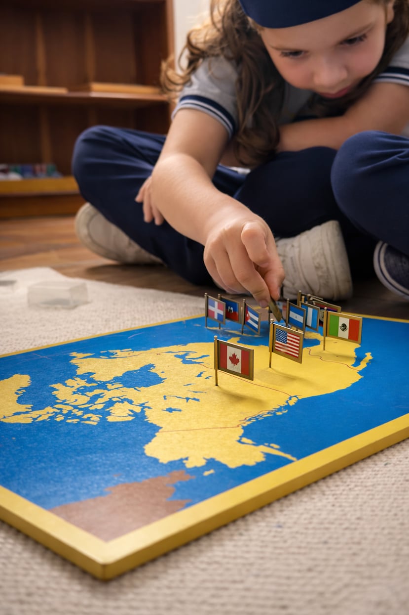 En abril, Mes de la Educación Temprana, la Escuela Montessori San Cristóbal se ha dado a tarea de orientar y sensibilizar a familias, educadores y la comunidad sobre la importancia de conocer y defender los derechos de los niños.