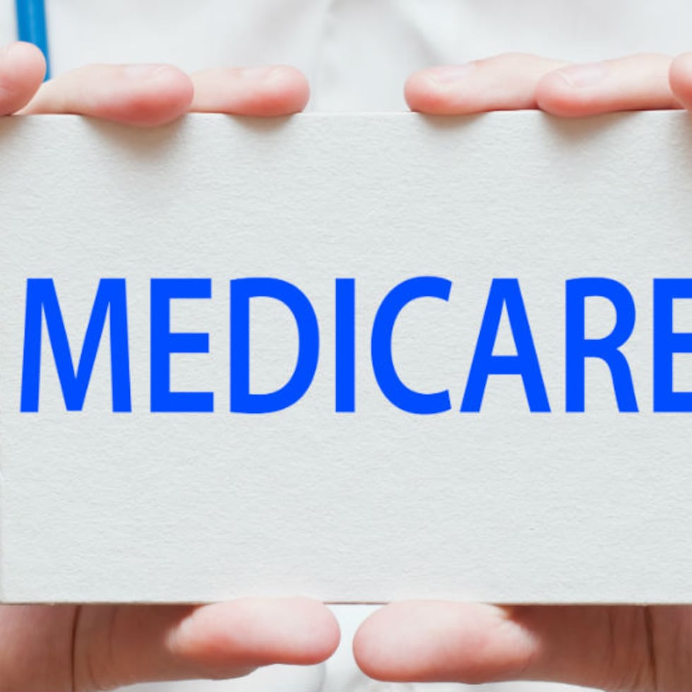 La gobernadora objetó una nueva regla que propone CMS sobre Medicare.