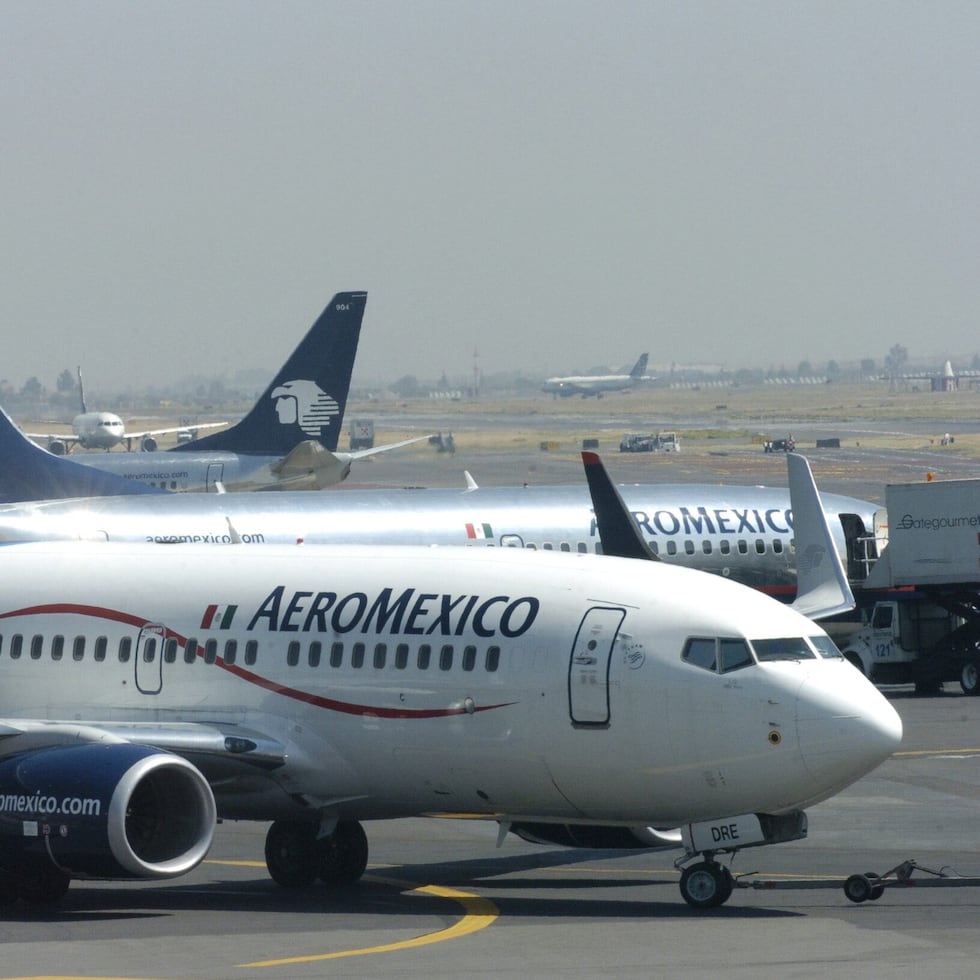 AeroMéxico flies to over 90 destinations from Mexico City's Benito Juárez International Airport (MEX).