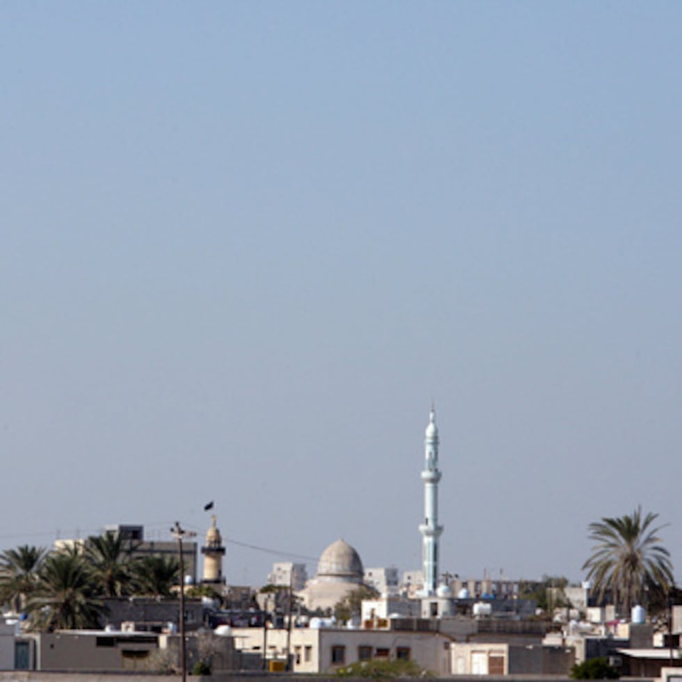 Vista de la isla de Qeshm, que supervisa la estratégica vía navegable del estrecho de Ormuz, Irán, el 24 de diciembre de 2011.