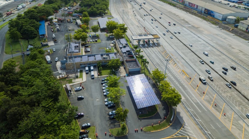 La implementación de una microrred solar en la estación de peaje de Buchanan logrará una reducción significativa de sus emisiones de CO2.