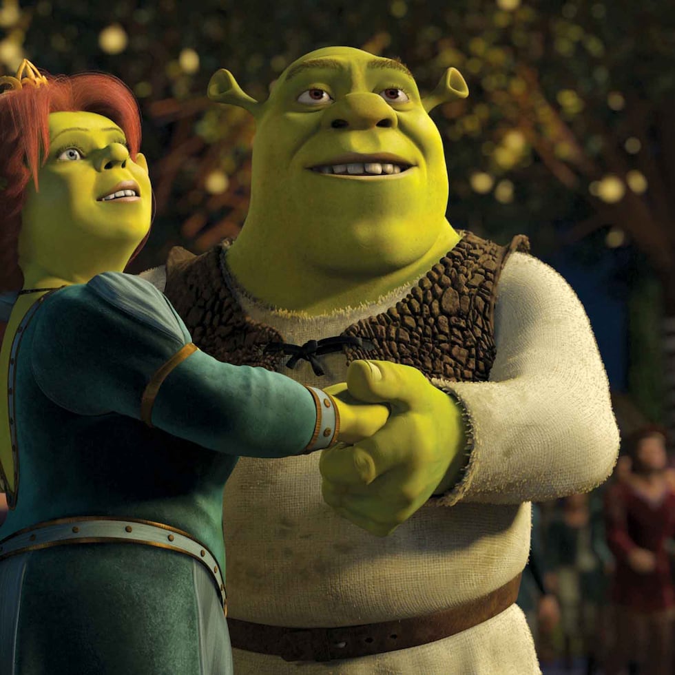Shrek 2 (2004) Sería inconcebible no incluir la secuela de la película animada del 2001 en la lista tras ser uno de los pocos ejemplos donde una secuela que puede superar las expectativas de la audiencia y críticos de cine. Aquí vemos cómo Shrek y Fiona, aún con sus "desperfectos", luchan contra viento y mareo por su amor. Disponible en Hulu.