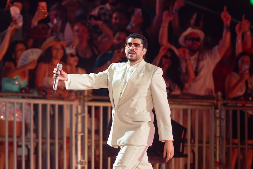 Bad Bunny está en medio de una gira por Europa que lo llevará en las próximas semanas por Francia, Suecia, Polonia, Italia y Bélgica.