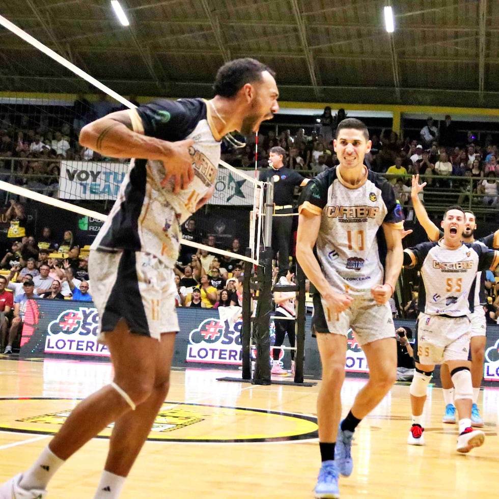 Los Cafeteros de Yauco están jugando un voleibol de calidad y podrían cerrar la serie final este viernes en San Sebastián.