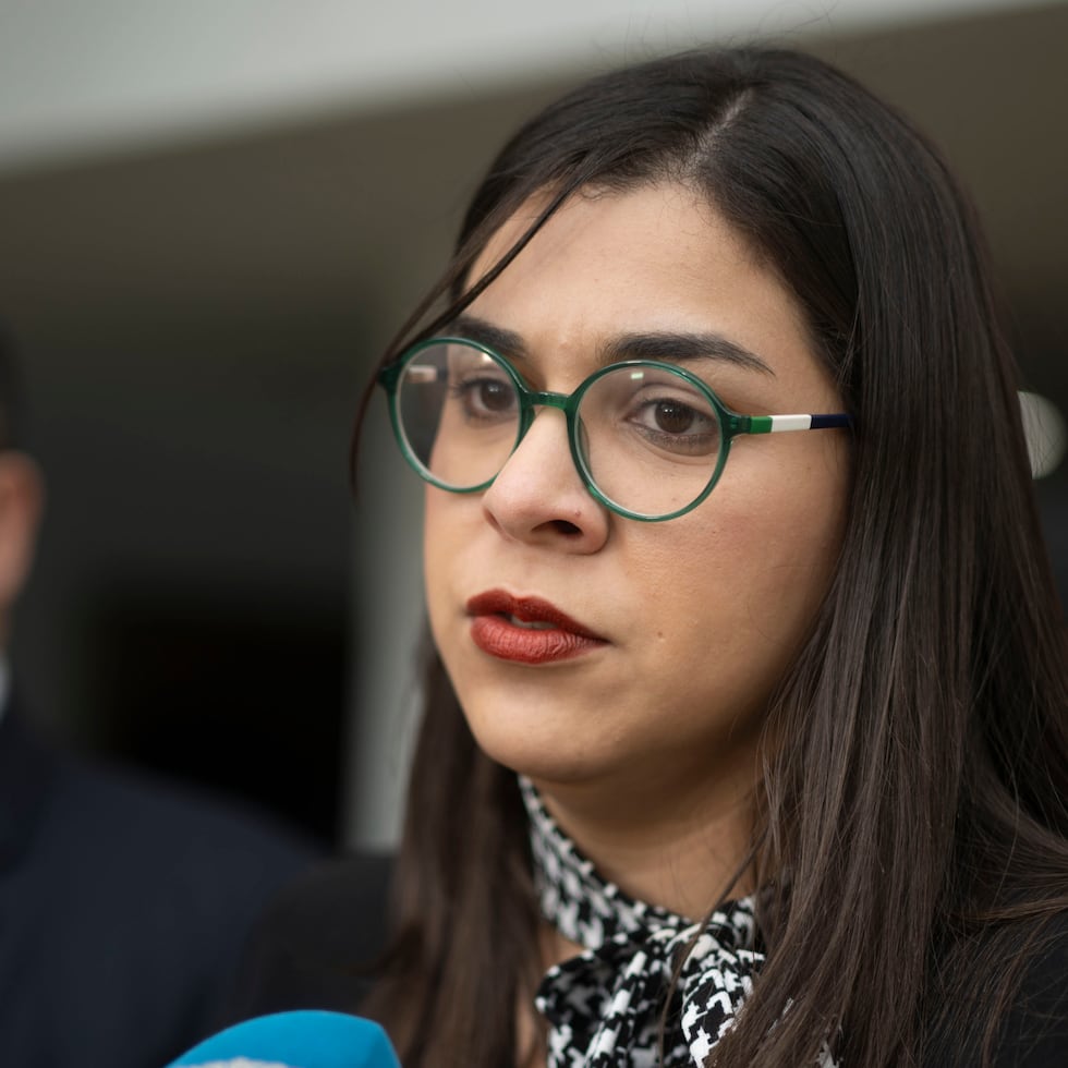 El caso de la representante Swanny Vargas no merece el juicio ligero de las redes sociales ni el castigo desproporcionado del espectáculo público, escribe Ivonne Lozada.