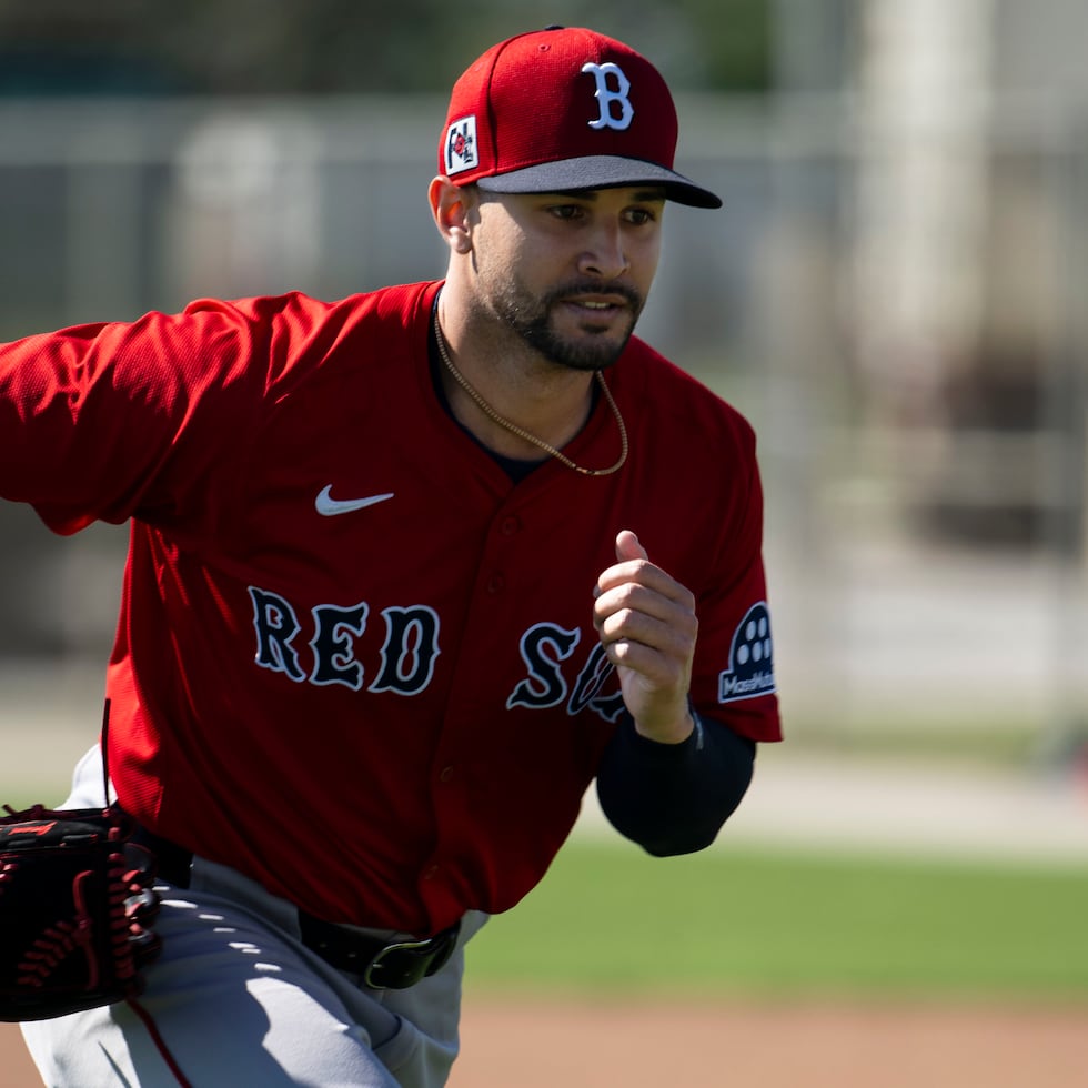 Jovani Morán dijo que tenía el permiso de los Red Sox de Boston para jugar en el Clásico.