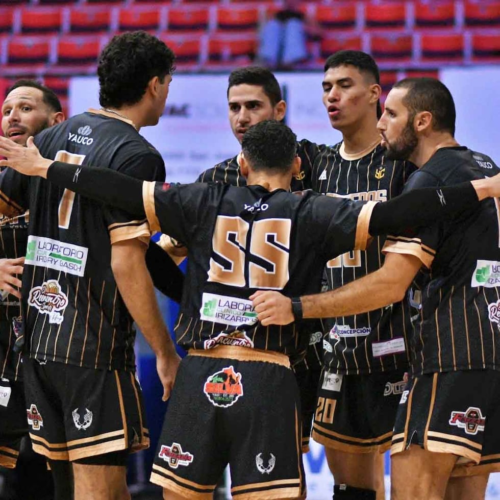 Los Cafeteros de Yauco juegan ahora para 8-3 con 21 puntos y medio partido de ventaja sobre Corozal, que también tiene 21 tantos.