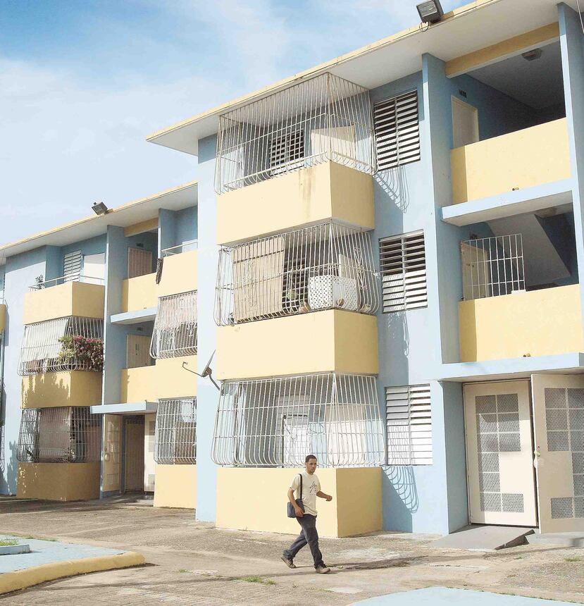 La Administración de Vivienda Pública coordinará la transportación de los residentes en un orden establecido para los días indicados en el itinerario de cada residencial. (Archivo/GFR)
