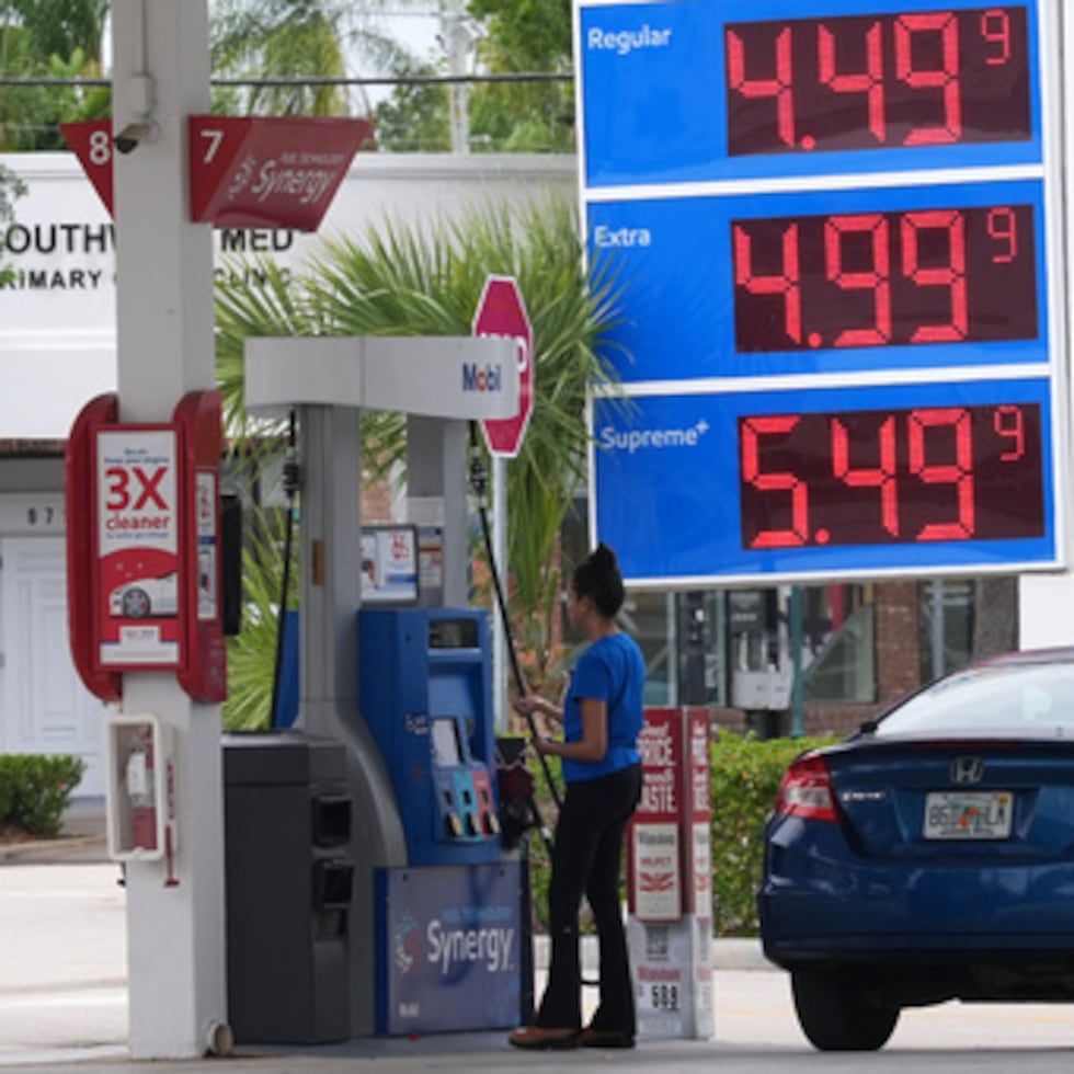 Los precios al consumo subieron un 3.3% en marzo respecto al año anterior, según informó el viernes el Departamento de Trabajo.