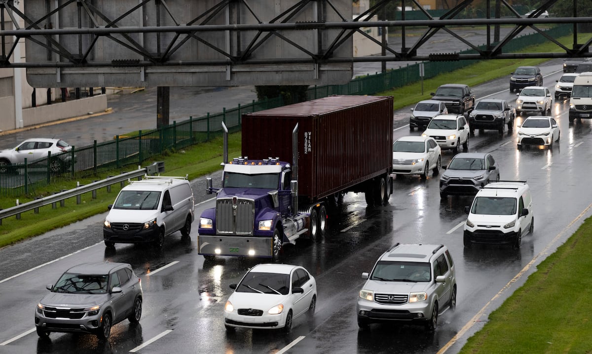Entre lluvias y mar peligroso: así se perfila el tiempo este viernes en Puerto Rico
