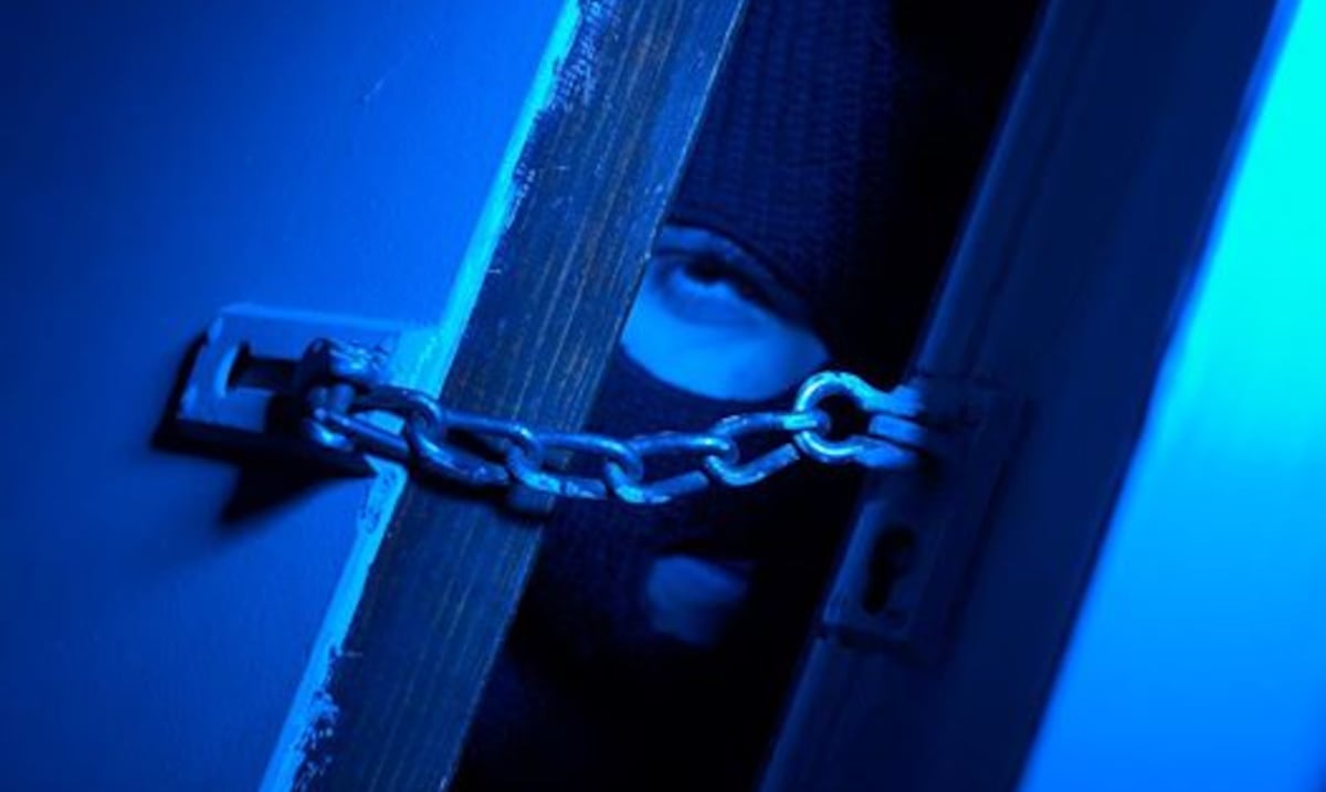 Secuestran a hombre durante robo domiciliario en Naguabo; logra escapar ileso