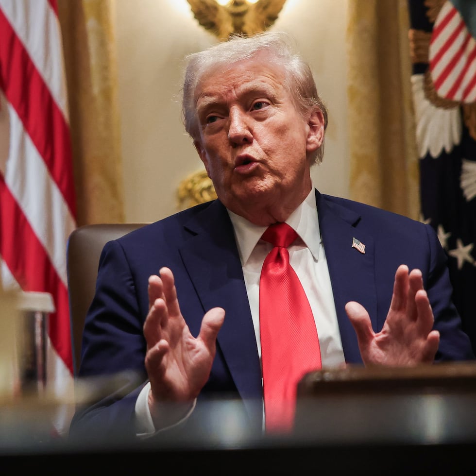 El presidente Donald Trump fue electo en noviembre de 2024 con 312 votos de 538 votos del colegio electoral y el 49.8% del voto popular.