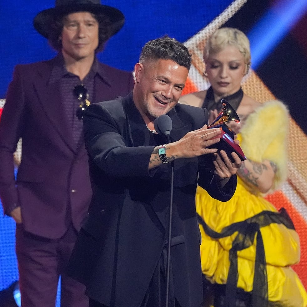 “Benito te lo he robado. Perdóname”, soltó Alejandro Sanz al recibir el premio.