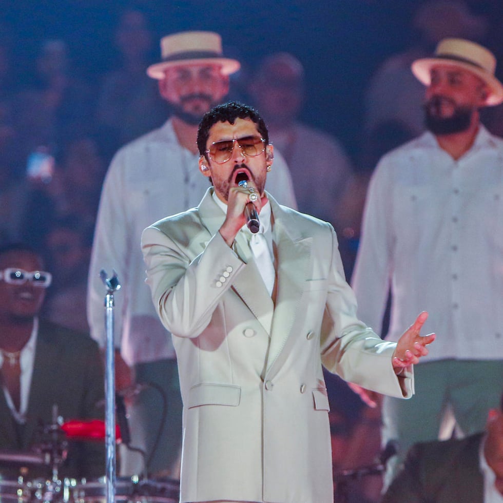 La lección más importante que trae el fenómeno de Bad Bunny es clara: como puertorriqueños debemos atrevernos a ser fieles a lo que somos, pues podemos conquistar la cima apostando a nuestras fuerzas, afirma Ignacio González.