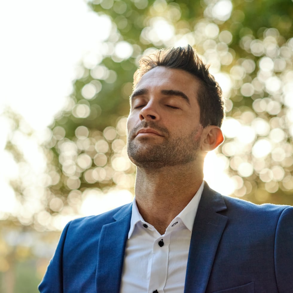 Cuando el conflicto es de otro, no sentimos amenaza: el ego no interviene, la amígdala se calma y la mente opera desde un lugar más racional, empático y amplio, escribe Waldemar Serrano.