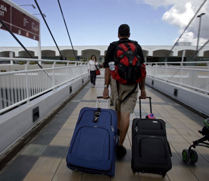 De acuerdo con el informe, 73,846 personas emigraron hacia los Estados Unidos en 2013. (GFR Media)