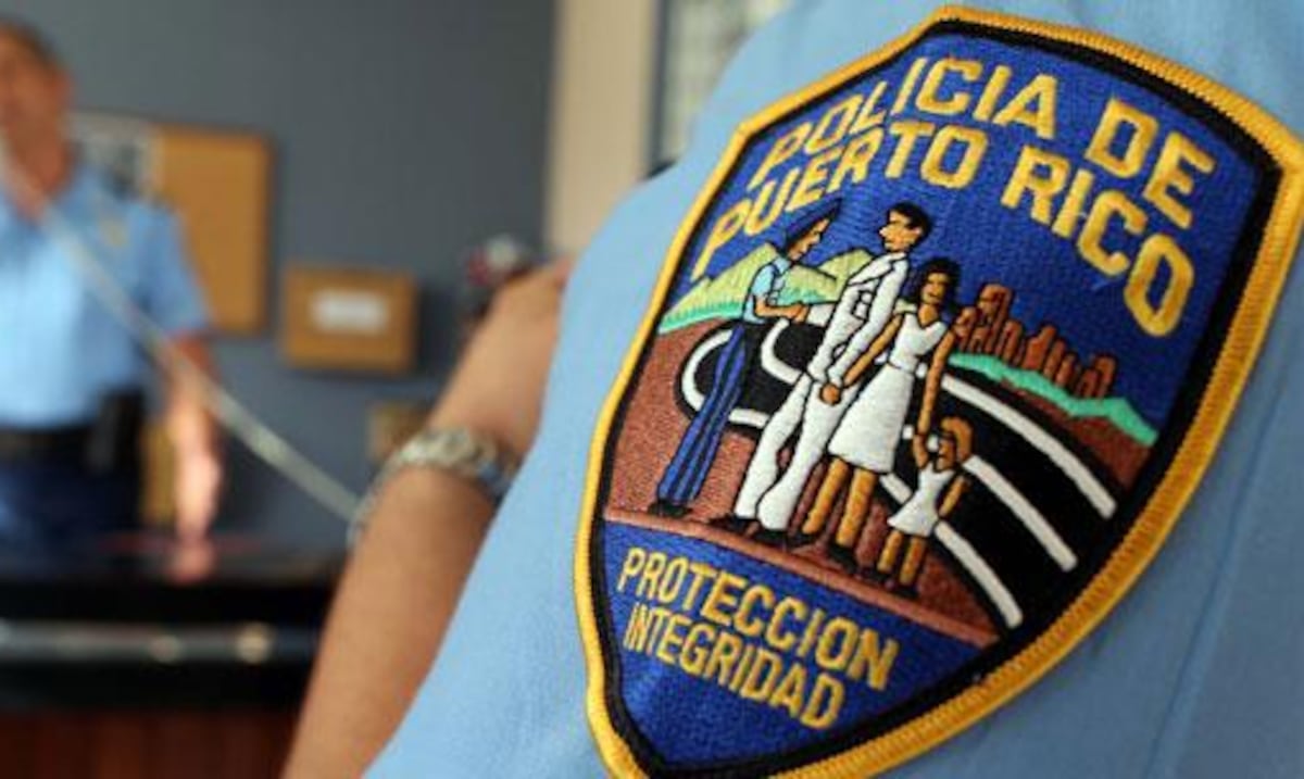 Investigan muerte de hombre de 61 años encontrado tirado en una carretera de Isabela