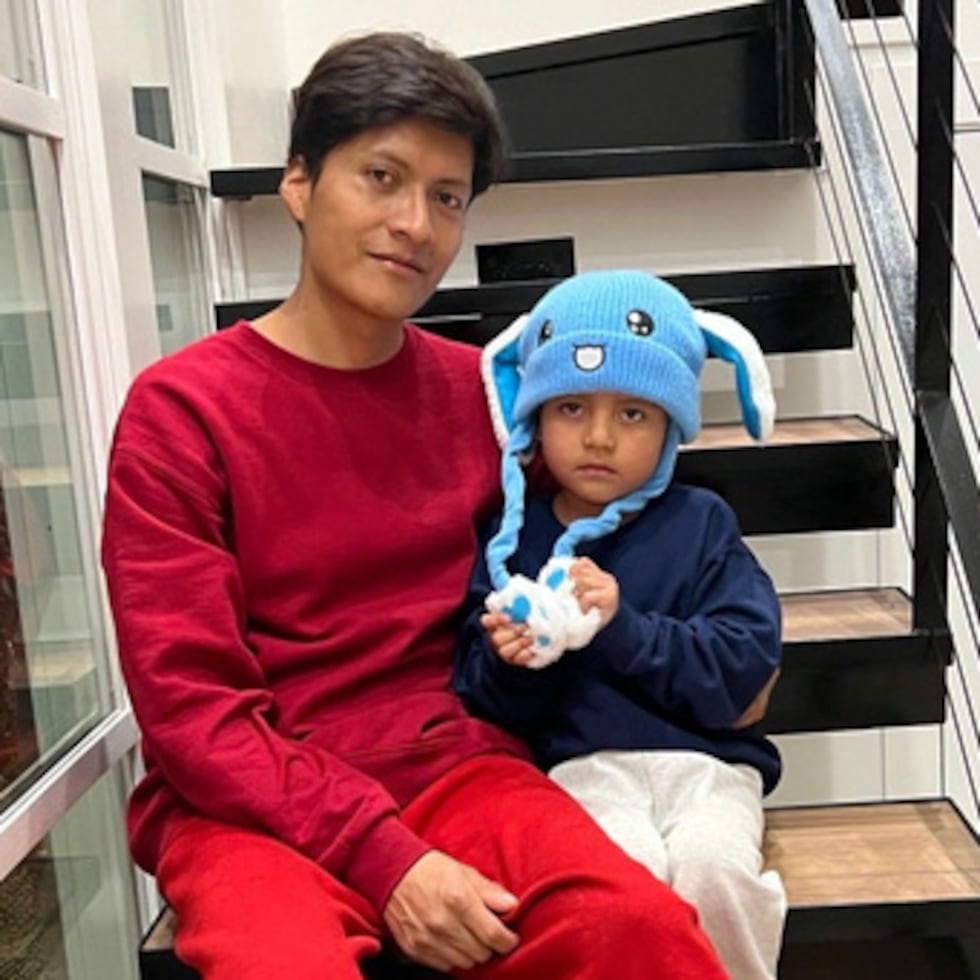 Adrian Conejo Arias, originario de Ecuador, declaró a ABC News que quiere a su hijo, Liam, y que nunca lo abandonaría.