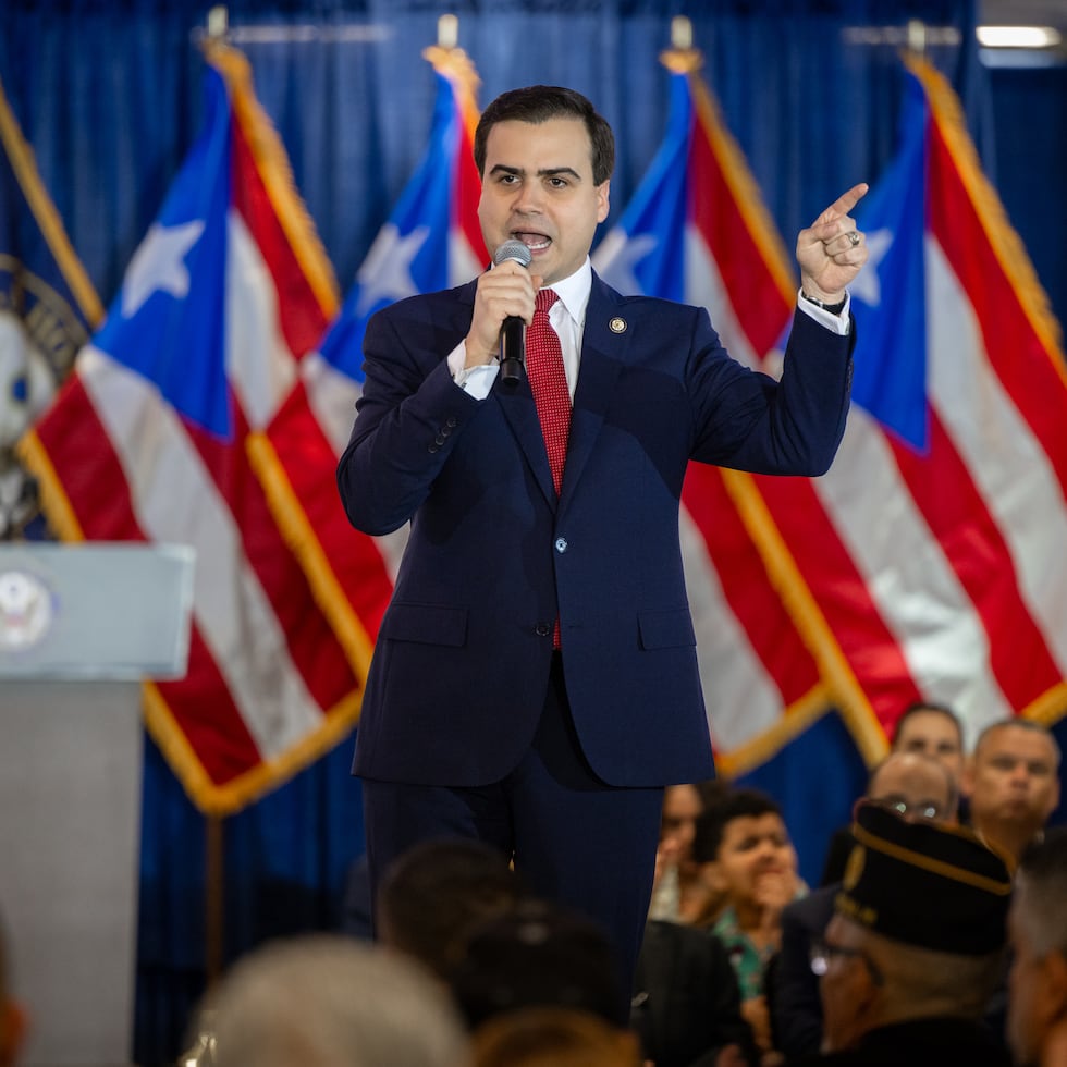 El comisionado residente, Pablo José Hernández.