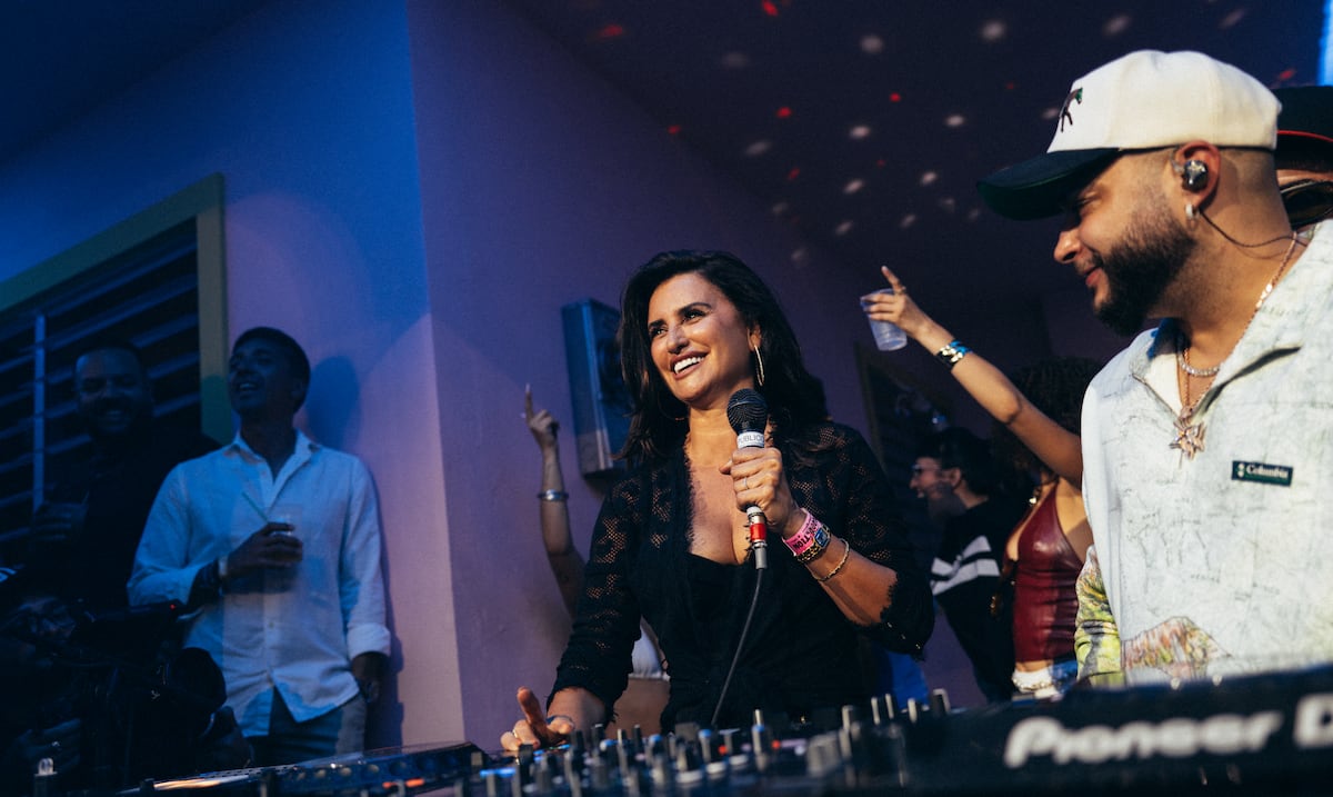 Penélope Cruz visita la casita de Bad Bunny por segunda vez, ahora en Madrid