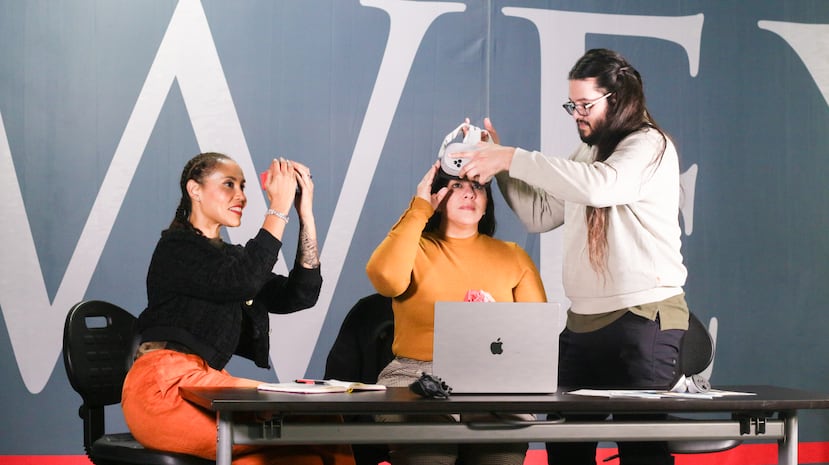 MSP Taskforce de Dewey University en Puerto Rico. De izquierda a derecha: profesora Yosanalis Torres, directora del proyecto y directora de Transformación Digital e Innovación; la Dra. Miriam L. Delgado, Innovative Curriculum Designer y directora de la División de Aprendizaje en Línea; y Emmanuel Montañez, MSP Lead Specialist.