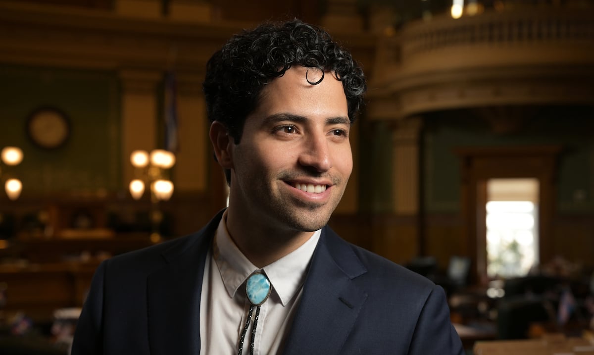 Dominicano Manny Rutinel gana primaria demócrata para el Congreso en Colorado